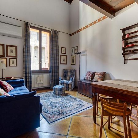 Piazza Maggiore Duplex Apartment By Wonderful Italy بولونيا المظهر الخارجي الصورة