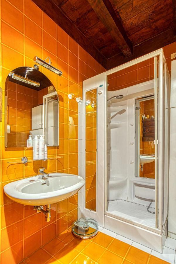 Piazza Maggiore Duplex Apartment By Wonderful Italy بولونيا المظهر الخارجي الصورة